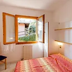 Villino Garden & Pool Camping Marina dʼAndora