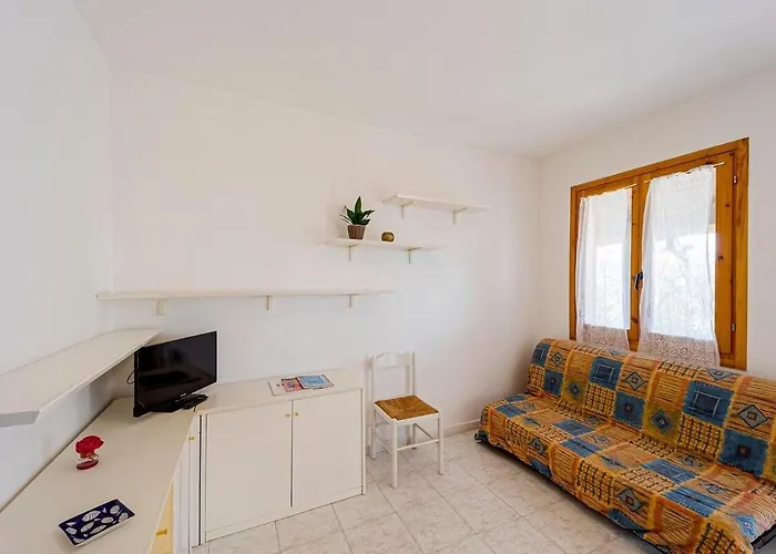 Campingplatz Villino Garden & Pool Marina dʼAndora