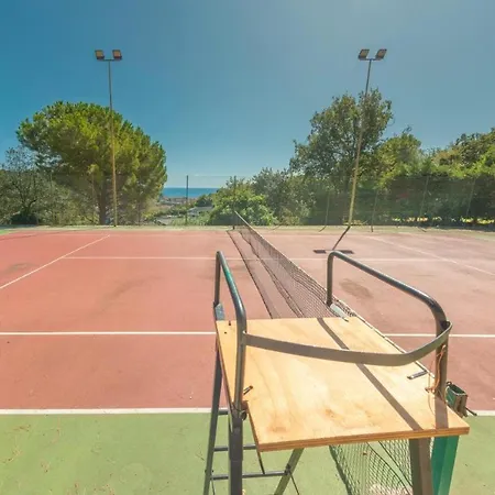 Kemping Villino Garden & Pool *