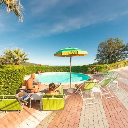 Кемпинг Villino Garden & Pool Andora