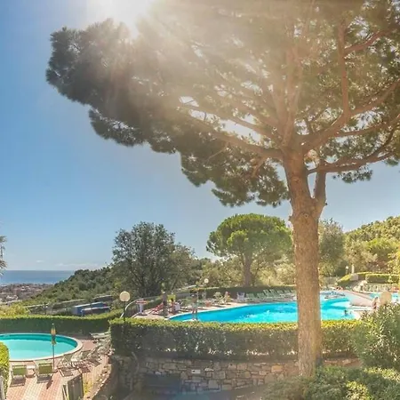 Camping Villino Garden & Pool