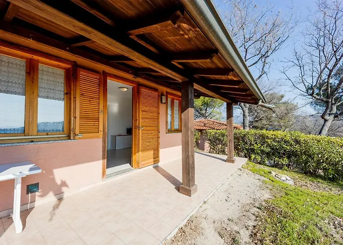 Villino Garden & Pool Campsite Andora