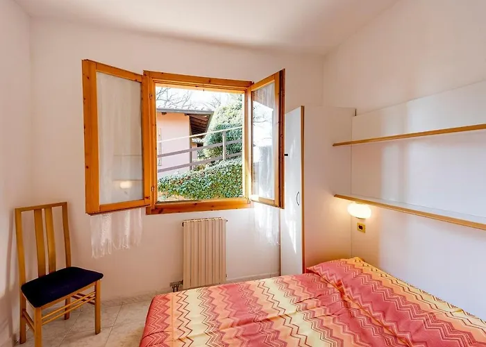 Villino Garden & Pool Campsite Andora