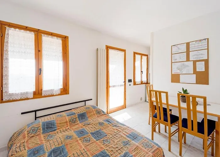 Villino Garden & Pool * Andora